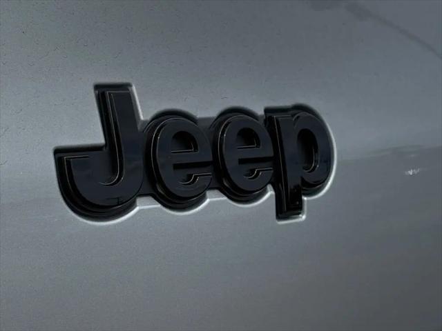 2026 Jeep Grand Cherokee L Altitude 4x2