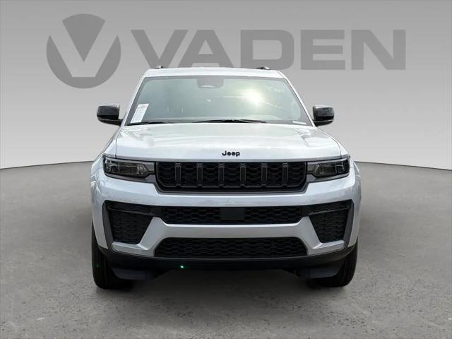 2026 Jeep Grand Cherokee L Altitude 4x2