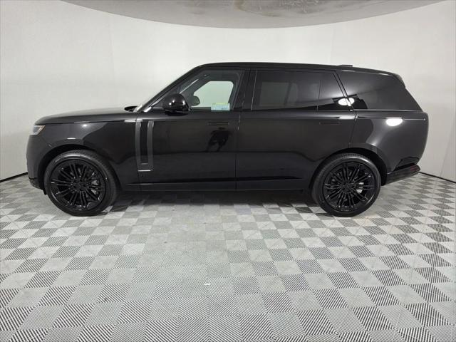 2026 Land Rover Range Rover P530 SE 7 Seat