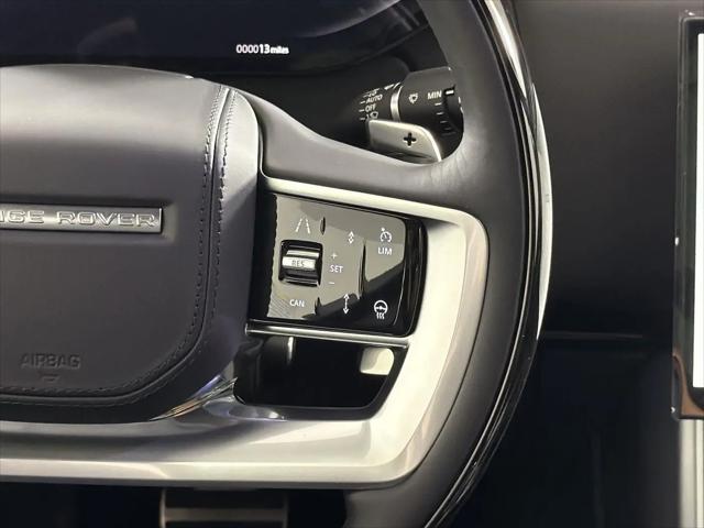 2026 Land Rover Range Rover P530 SE 7 Seat