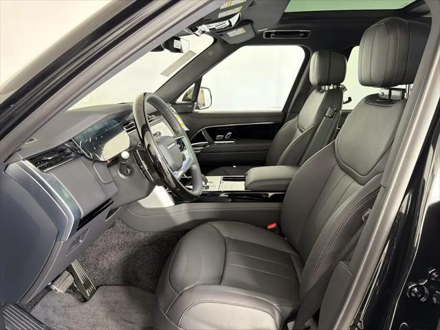 2026 Land Rover Range Rover P530 SE 7 Seat