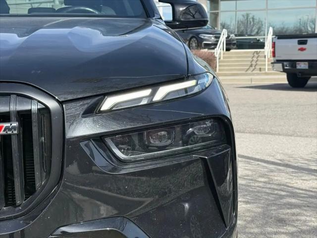 2025 BMW X7 M60i