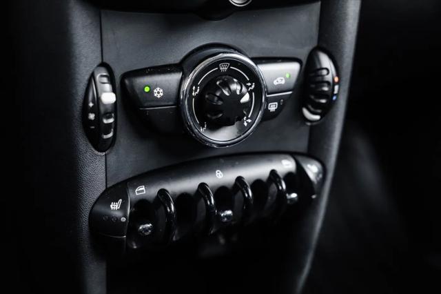 2011 MINI Cooper Cooper