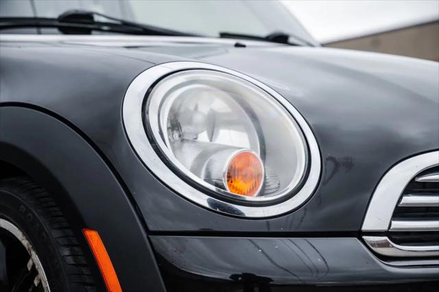 2011 MINI Cooper Cooper
