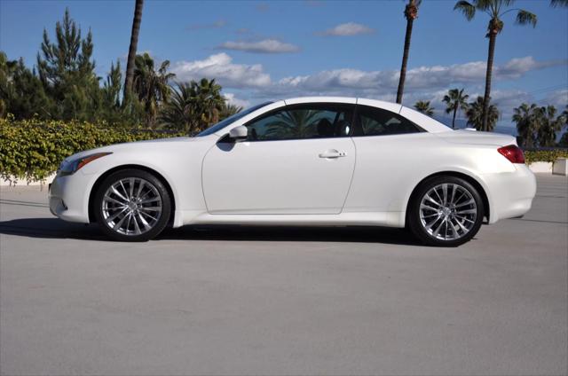 2012 INFINITI G37 Base w/ Premium & Navigation Package