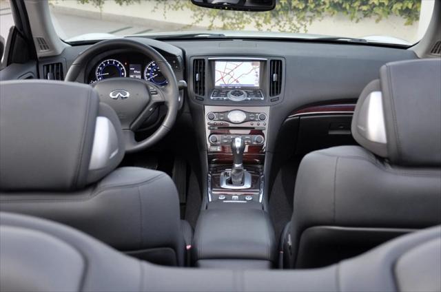 2012 INFINITI G37 Base w/ Premium & Navigation Package
