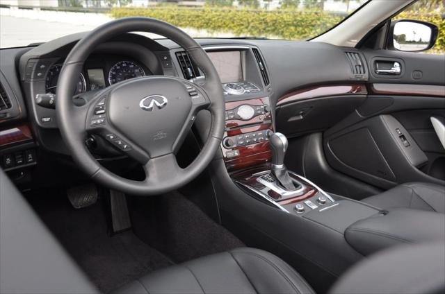 2012 INFINITI G37 Base w/ Premium & Navigation Package