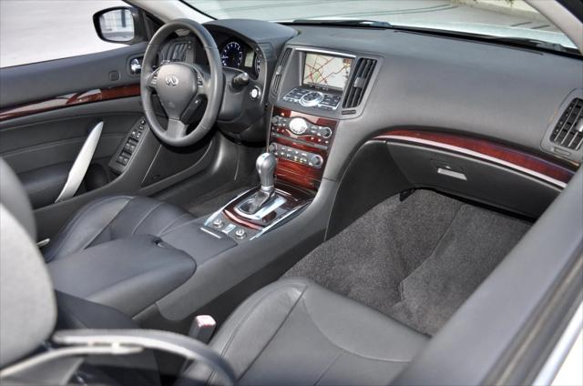 2012 INFINITI G37 Base w/ Premium & Navigation Package