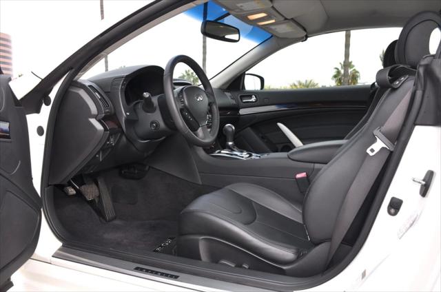 2012 INFINITI G37 Base w/ Premium & Navigation Package