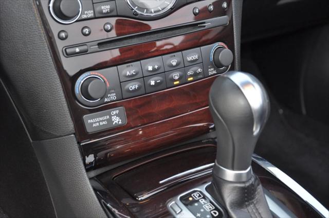2012 INFINITI G37 Base w/ Premium & Navigation Package