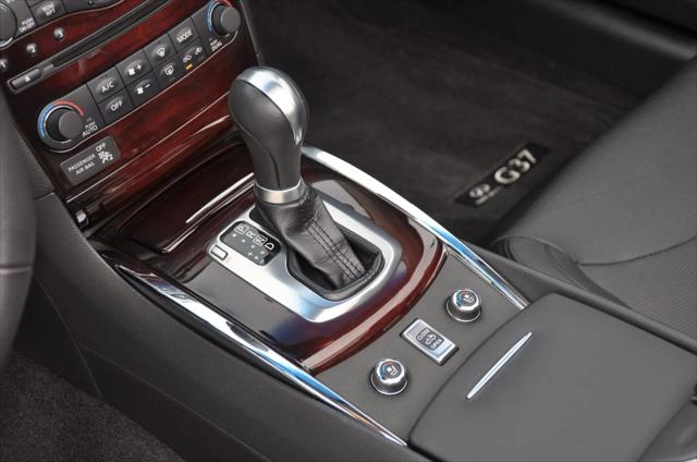 2012 INFINITI G37 Base w/ Premium & Navigation Package
