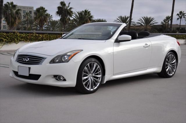 2012 INFINITI G37 Base w/ Premium & Navigation Package