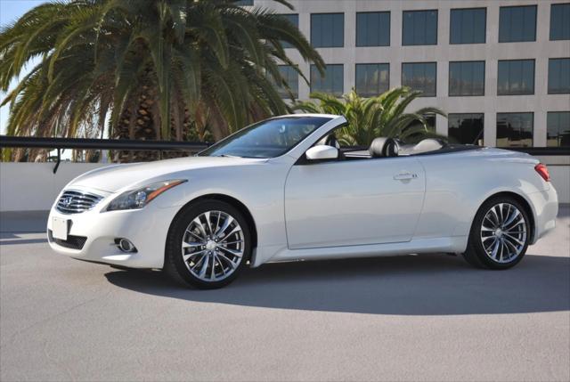 2012 INFINITI G37 Base w/ Premium & Navigation Package