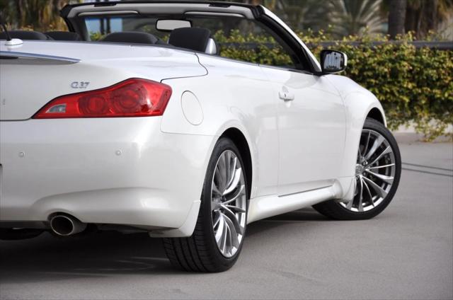 2012 INFINITI G37 Base w/ Premium & Navigation Package