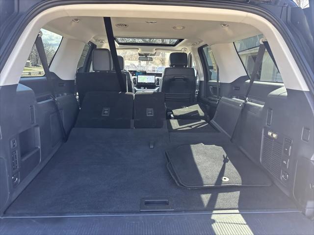 2025 Ford Expedition Platinum MAX