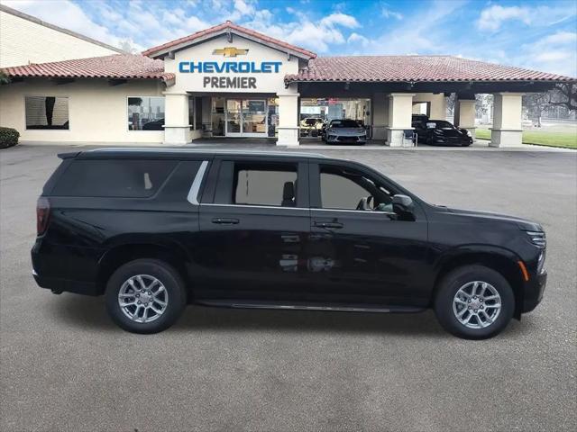 2026 Chevrolet Suburban LS, 4WD
