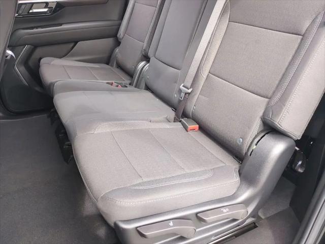 2026 Chevrolet Suburban LS, 4WD