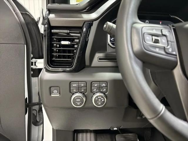 2025 GMC Sierra 2500HD 4WD Crew Cab Standard Bed AT4