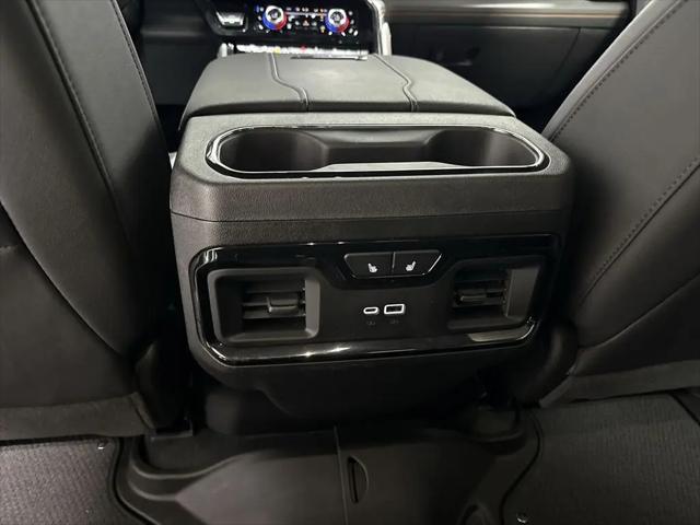 2025 GMC Sierra 2500HD 4WD Crew Cab Standard Bed AT4