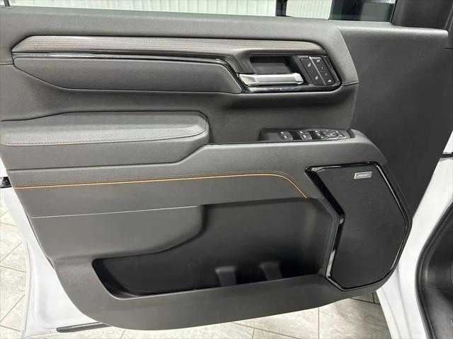 2025 GMC Sierra 2500HD 4WD Crew Cab Standard Bed AT4