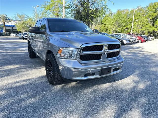 2022 Ram 1500 Classic SLT Crew Cab 4x2 5'7" Box
