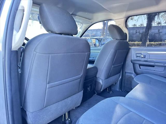 2022 Ram 1500 Classic SLT Crew Cab 4x2 5'7" Box