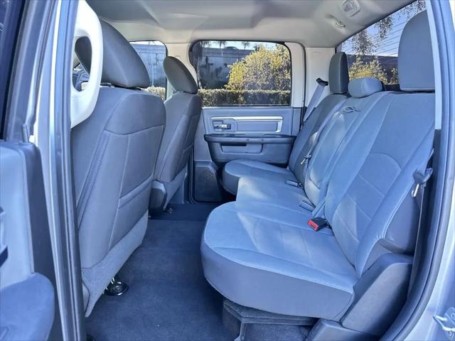 2022 Ram 1500 Classic SLT Crew Cab 4x2 5'7" Box