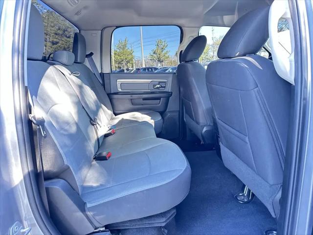 2022 Ram 1500 Classic SLT Crew Cab 4x2 5'7" Box