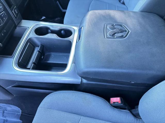 2022 Ram 1500 Classic SLT Crew Cab 4x2 5'7" Box