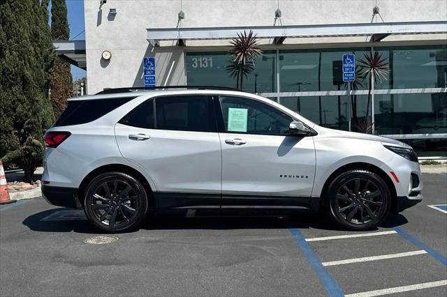 2022 Chevrolet Equinox FWD RS