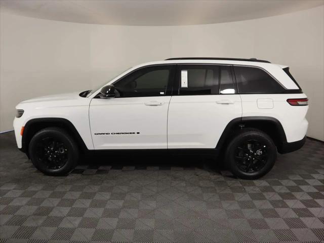 2026 Jeep Grand Cherokee Altitude 4x4