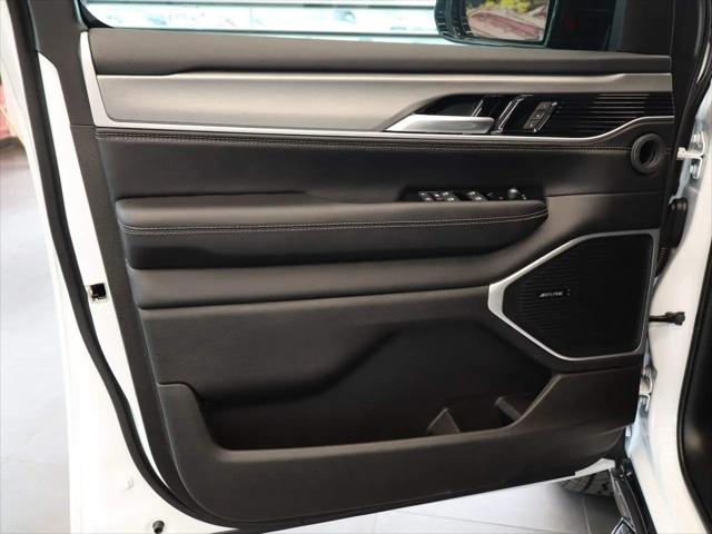 2026 Jeep Grand Wagoneer Upland 4x4