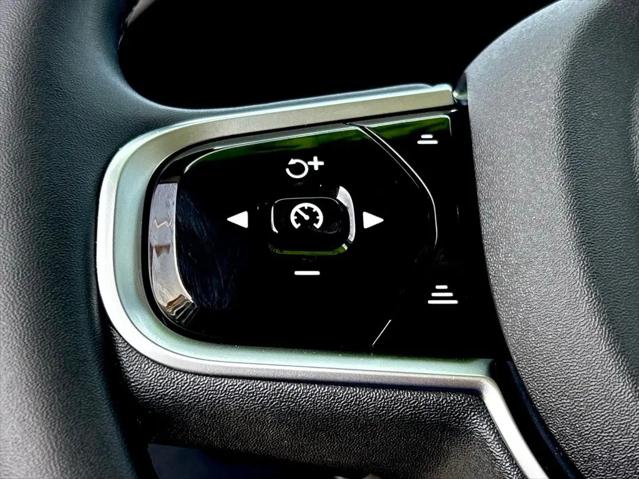 2025 Volvo XC60 Plug-In Hybrid Ultra, T8 AWD Electric/Gasoline, Dark