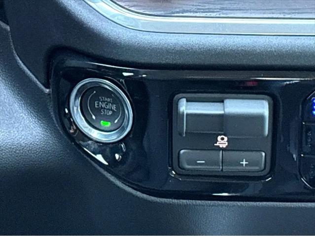 2026 GMC Sierra 2500HD Crew Cab, Standard Bed, SLT, 4WD