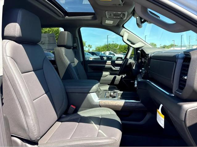 2026 GMC Sierra 2500HD Crew Cab, Standard Bed, SLT, 4WD