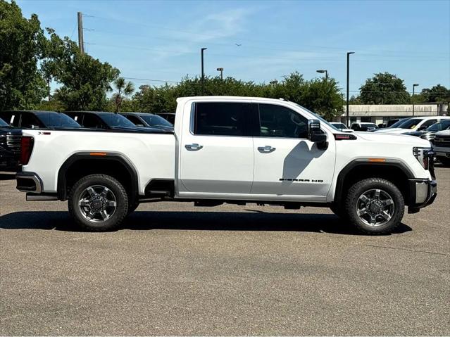 2026 GMC Sierra 2500HD Crew Cab, Standard Bed, SLT, 4WD