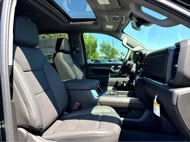 2026 GMC Sierra 2500HD Crew Cab, Standard Bed, SLT, 4WD