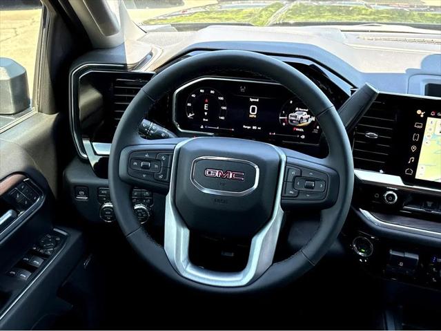 2026 GMC Sierra 2500HD Crew Cab, Standard Bed, SLT, 4WD