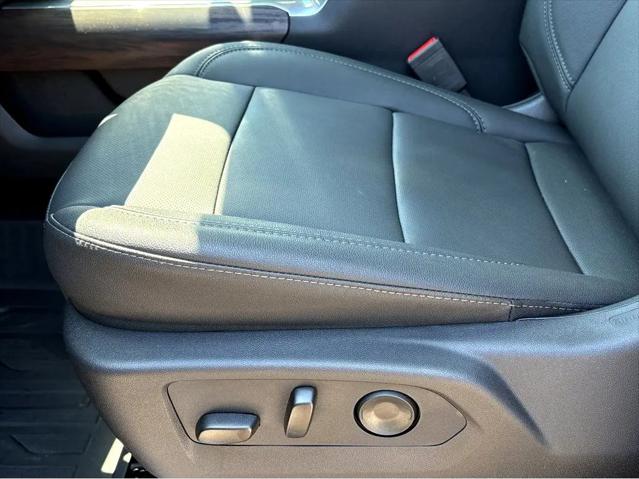 2026 GMC Sierra 2500HD Crew Cab, Standard Bed, SLT, 4WD
