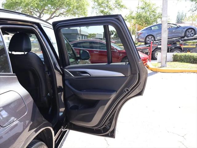 2023 BMW X3 sDrive30i