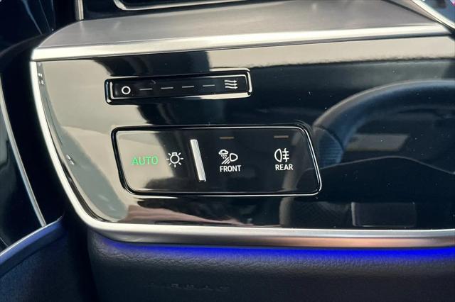 2023 Audi S8 TFSI quattro Tiptronic