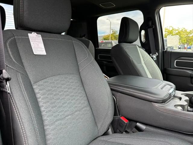 2026 Ram 2500 Big Horn Crew Cab 4x4 64 Box