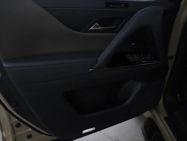 2025 Lexus LX Overtrail