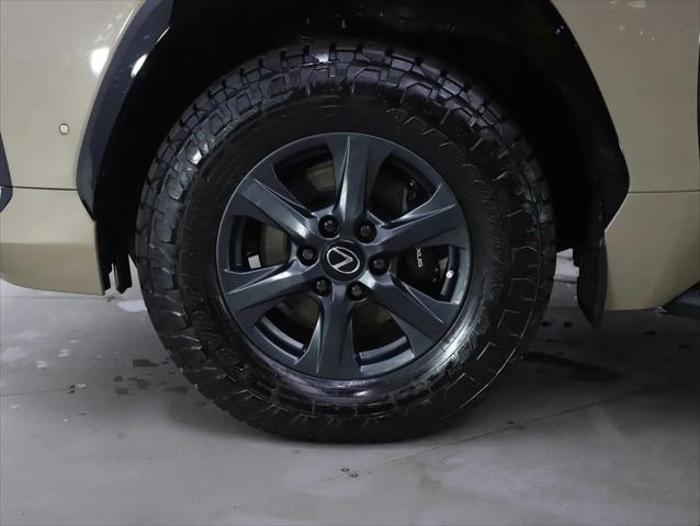 2025 Lexus LX Overtrail