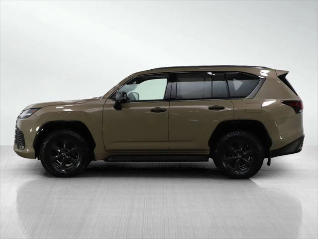 2025 Lexus LX Overtrail