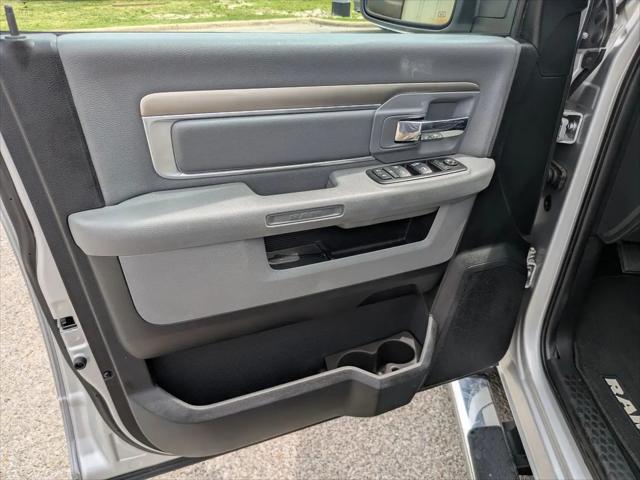 2017 Ram 1500 Big Horn Crew Cab 4x4 5'7" Box