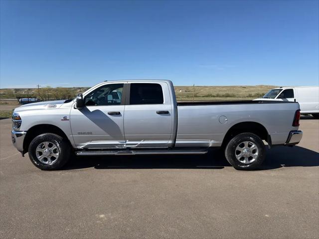 2026 Ram 3500 Big Horn Crew Cab 4x4 8' Box