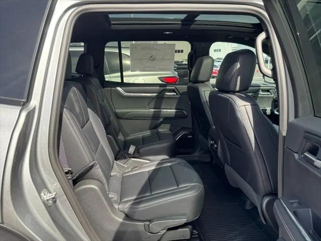 2026 GMC Acadia Elevation FWD