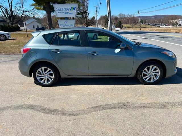 2012 Mazda Mazda3 i Touring