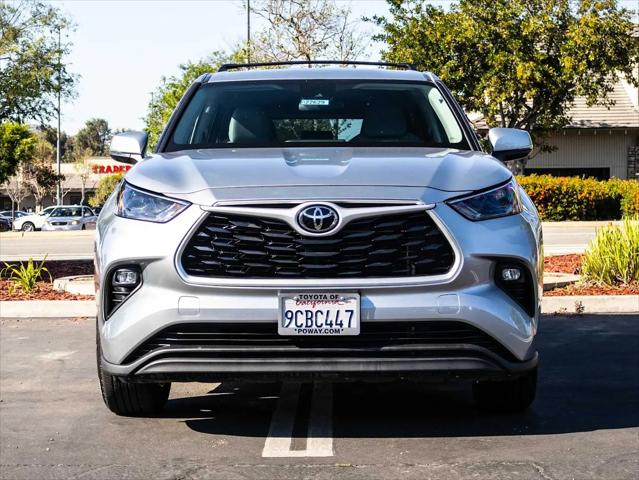 2022 Toyota Highlander LE